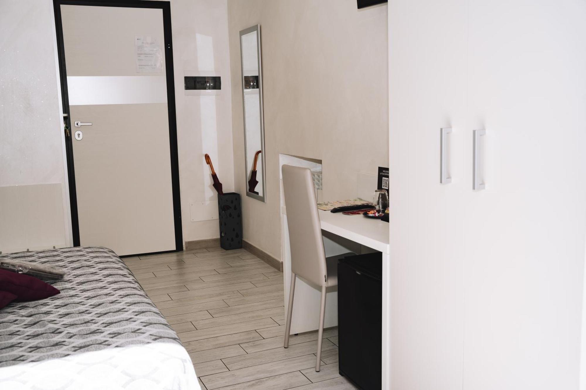 47 Steps Hotel Rome Exterior photo